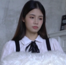 糖心39码长脚JK妹子的肉丝美足