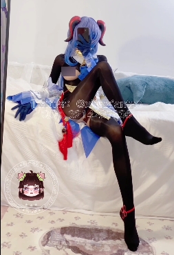 国际版抖音-仙仙桃cos装露出