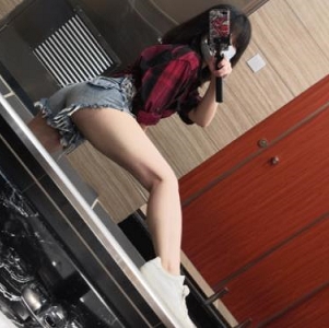 Twitter户外大神僵尸玩偶《ZombiePuppet》合集