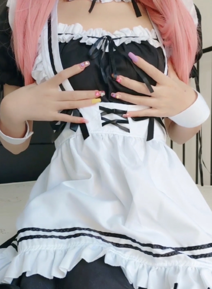 萌白酱一口幼桃复出展示合集