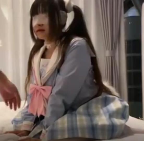 久妖大神的二次元反差婊学妹