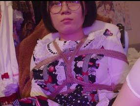 眼镜女友Lolita服装玩法大曝光，5V视频1.2G全程露脸