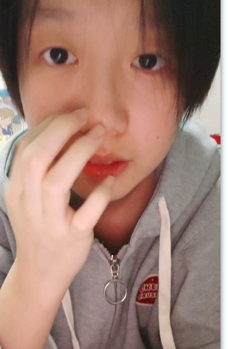 13V才艺美少女王小佳露脸短视频22.1G+45p+某处