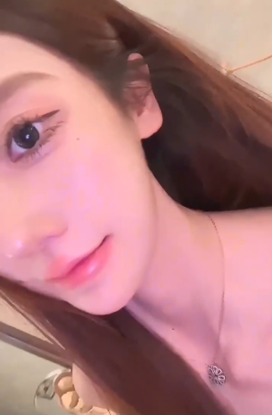 摄影大师luka私拍福利视频5.5g，百度ED2K收藏