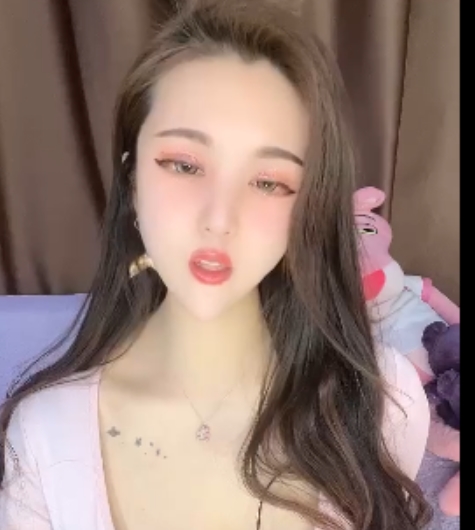 超级大罩杯女神小薇薇安狂甩奶奇怪玩具10小时4.48GB高清