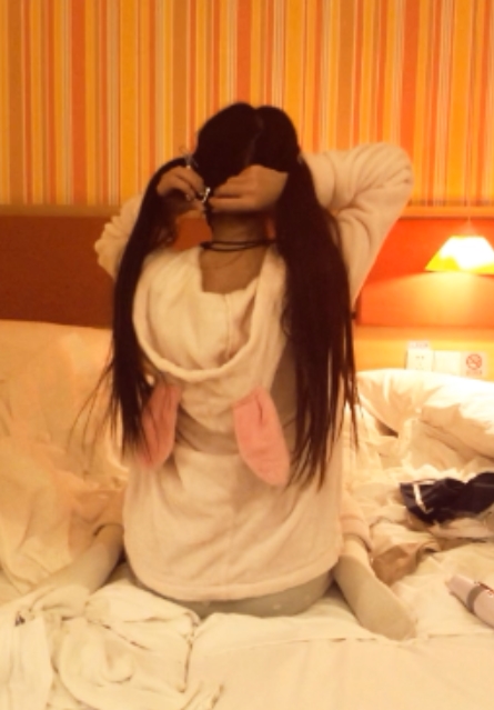 清纯可人白小白：窒物者收藏视频1个