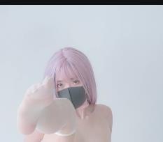 私信短片展示：HongKongDoll玩偶姐姐大佬自拍5分钟视频