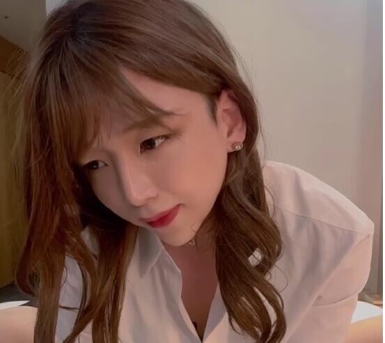 伪娘TS-JIEUN仙女棒凤凰洞2V-333M