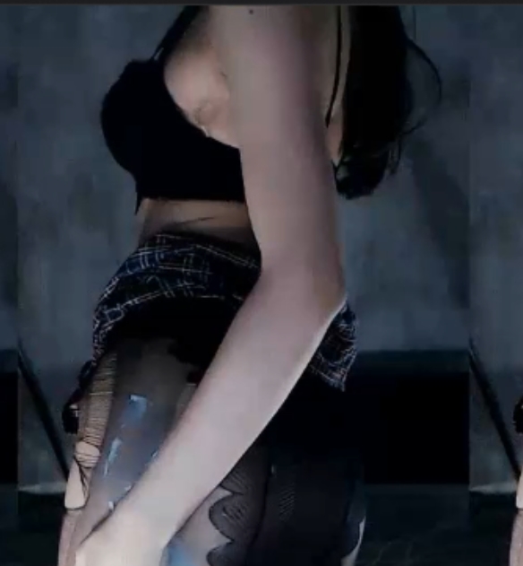 都值得收藏。他以两弹6v936m的独特视角和思维，为观众带来了思想碰撞和启发。如果你也想体验他的独特魅力，不妨在百度上搜索虎牙小虾虾，一定会有意想不到的收获。