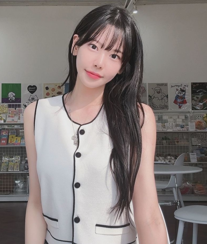 韩国网红ki_yunjin作品+私拍16.6g，百度ED2K热门收藏