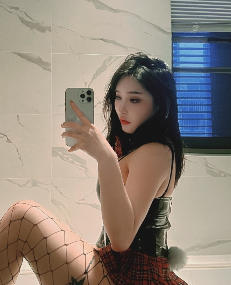 宋昱欣微密圈212月合集：529P+9V，1.34GB百度盘转载