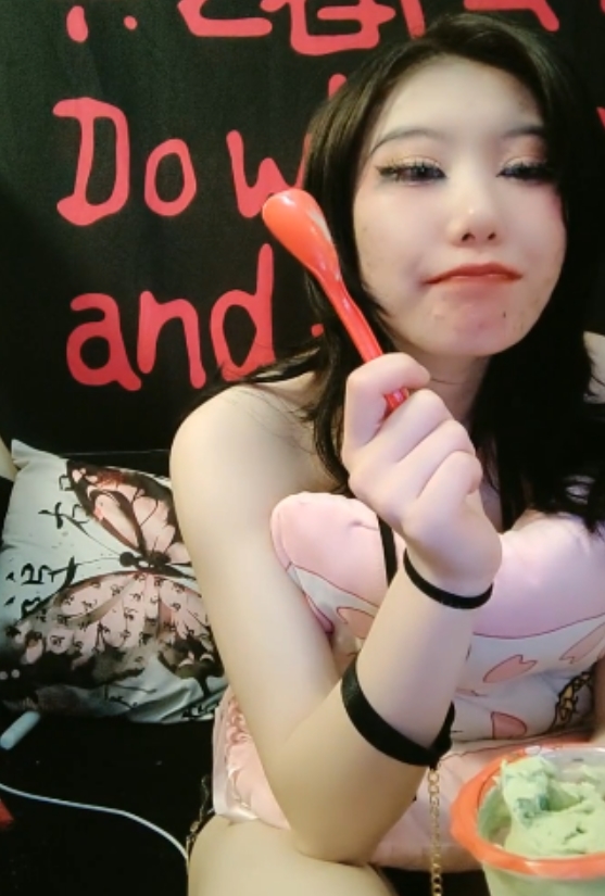 舞蹈珍宝！百度&ED2K收藏147.8g长腿主播镜宝合集