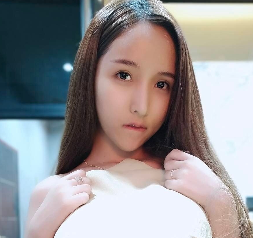AomyumiOnlyfans视频收藏：28v1.5g，绝美外貌，多样内容