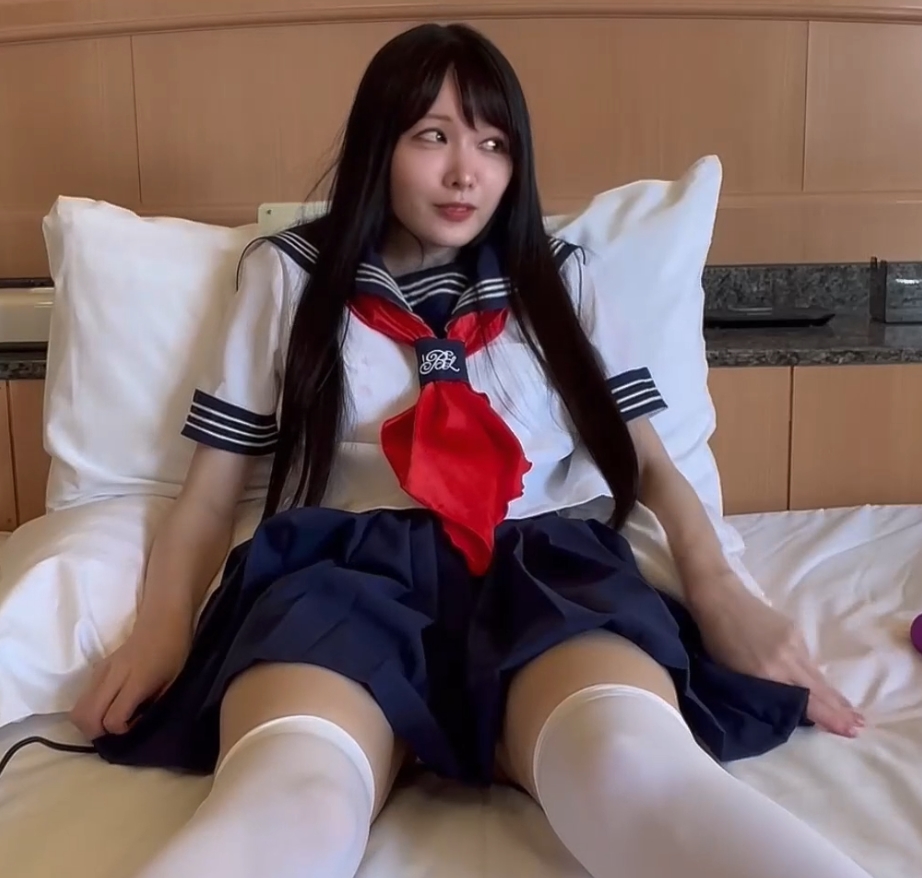 满脸潮红yuahentai109.7g合集：新增未公开互动，手动去重，精彩收录1016个视频