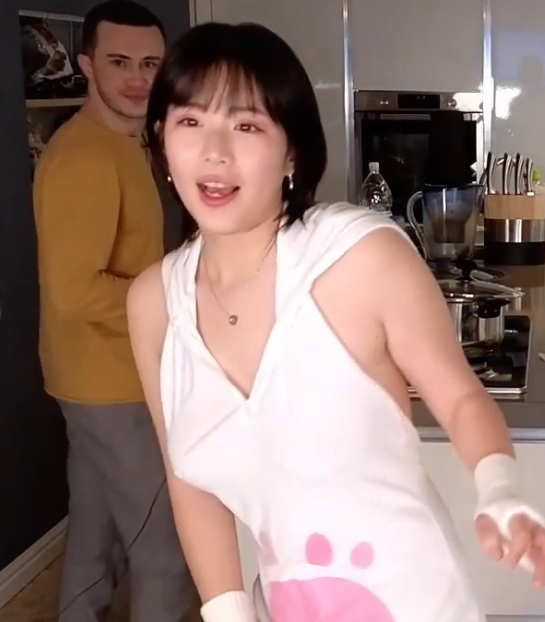 香蕉妹Obokozu505g合集：新增25v，百度收藏394，性感美丽魅力无限