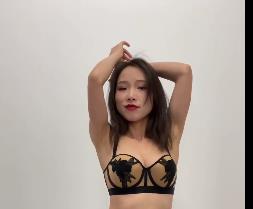 露脸车衣秀10V1.1G：快手小雪儿定制视频首次曝光