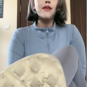 [自行打包] 扶摇殿下 – 蜜桃臀视角坐垫训练 [视频：1V+300M][百度盘]