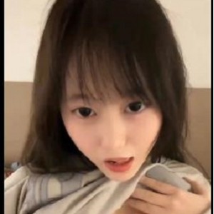 值得的。抖音6万粉颜值小网红榜一大哥定制福利，粘上网红，享受福利，同意吗？