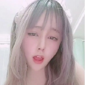 高颜大罩杯妹MIKO最新合集40P6V2.1G，百度云资源分享