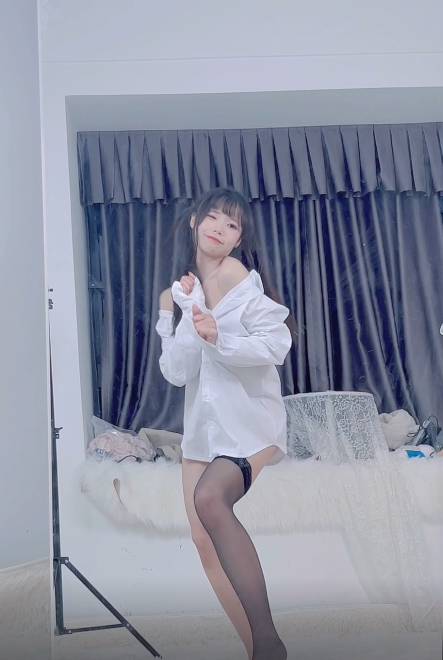 转载百度盘热舞兔娘四月里程碑合集12V3.84G，分享纯享版