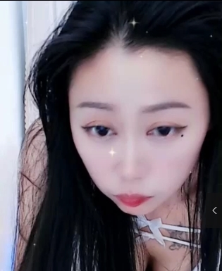 转载虎牙主播西萌子定制合集4V555M，失效不补