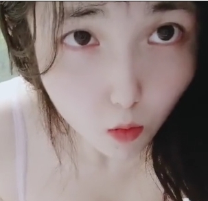 越南主播EricaHand最新合集1VXXG，精彩直播回顾