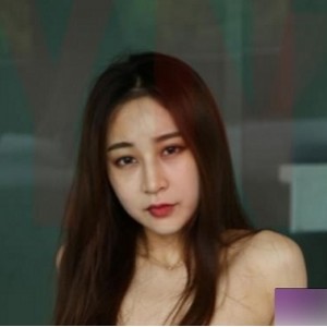 知名模特平台性感诱惑乔依琳作品合集1V1139P623M，天使面容魔鬼身材