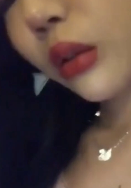 云盘可可伪娘嘴艺秀1部10M绝活盛宴