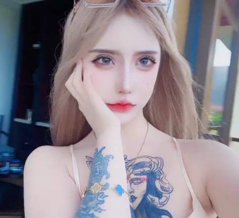 微博金伊娜1V展示42M高科技震撼