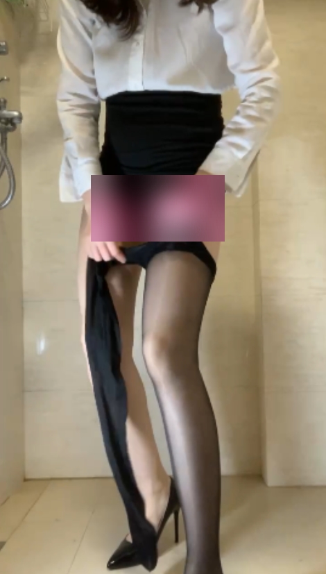 推特闵儿生物老师**全集视频**珍藏**86.4G****补档