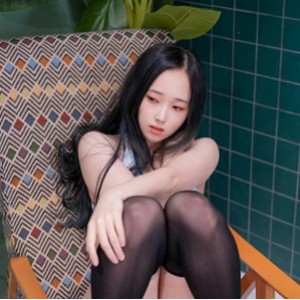 OnlyFansBambi美女作品33期17.9G太诱人了