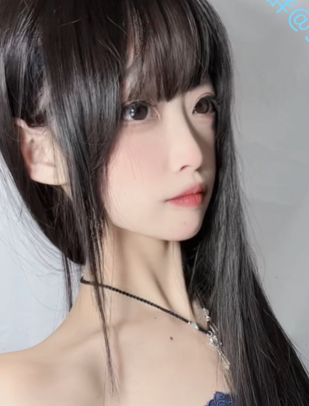 百度神探狸狸人形玩偶doll系列165部2.2G皮肤苍白如真人硅胶娃娃