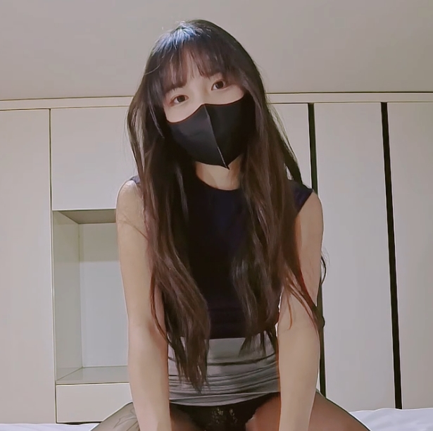 推特爱玩熊熊长腿热舞视频15部21G极致诱惑