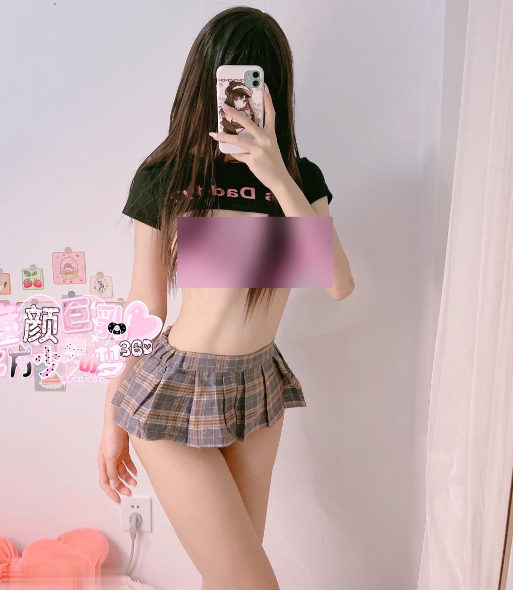 樱狸子37套JK服装系列合集28.5G推特展示