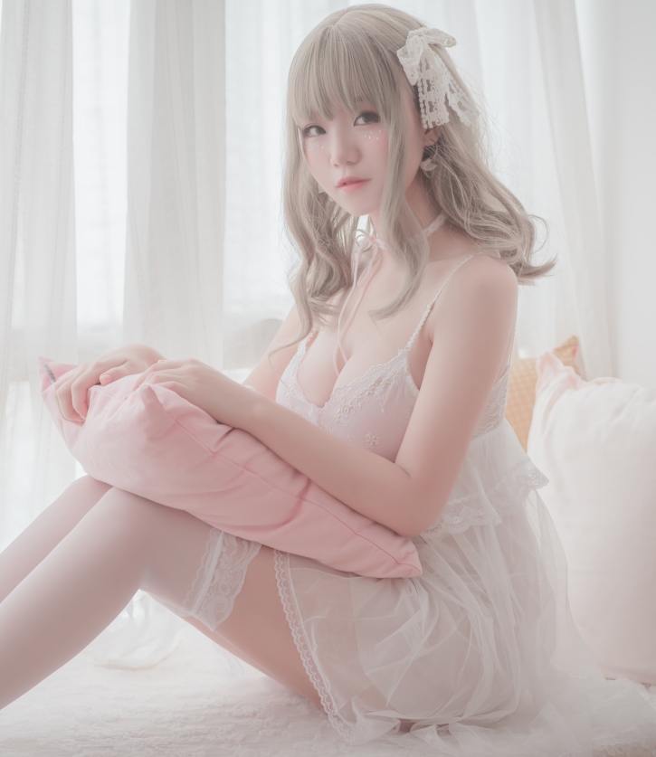 宅夏Yoko微博私房合集26套8.3G真实展示