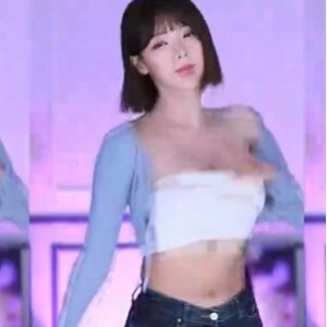 OnlyFans韩素雅热舞视频62部23.7G顶级辣舞