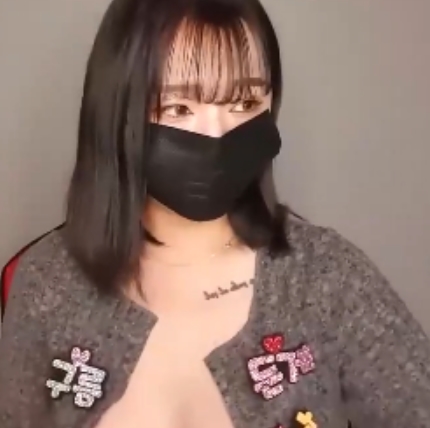 OnlyFans韩素雅热舞视频62部23.7G顶级辣舞