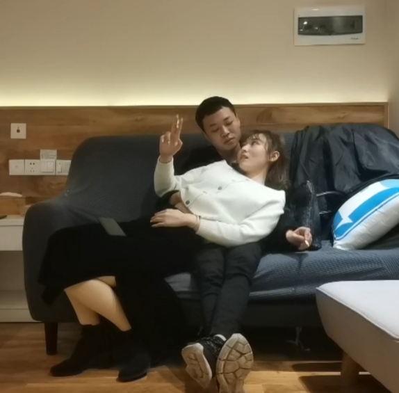 探花黄先生高端约会实拍89部65G夜场实录