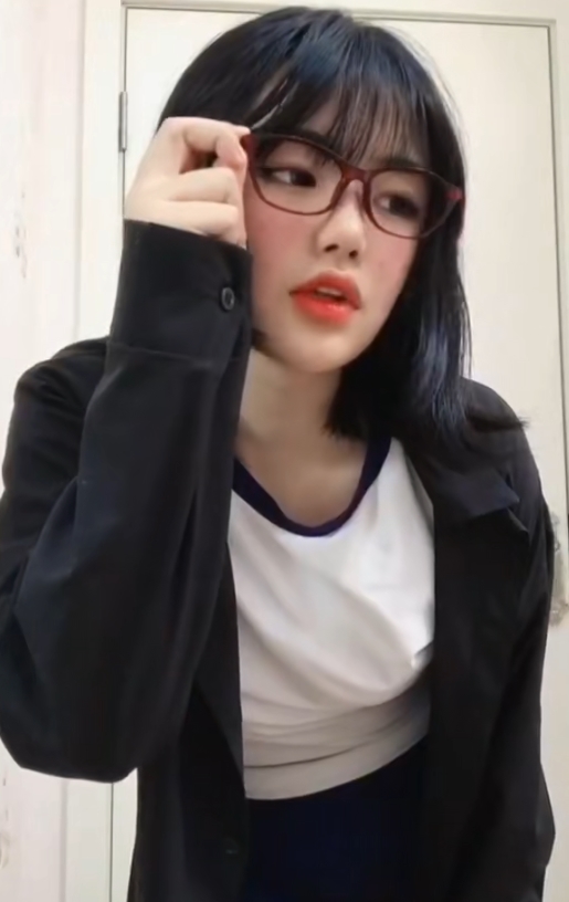 195部小羊诱人皮皮虾视频合集1.02G