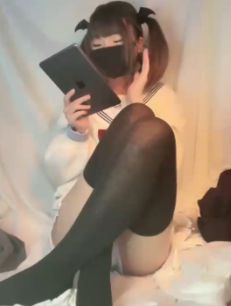 推特芃芃大人热舞合集81部22.4G太魅惑