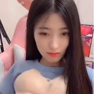 虎牙月月大小姐热舞合辑88V50G太顶了