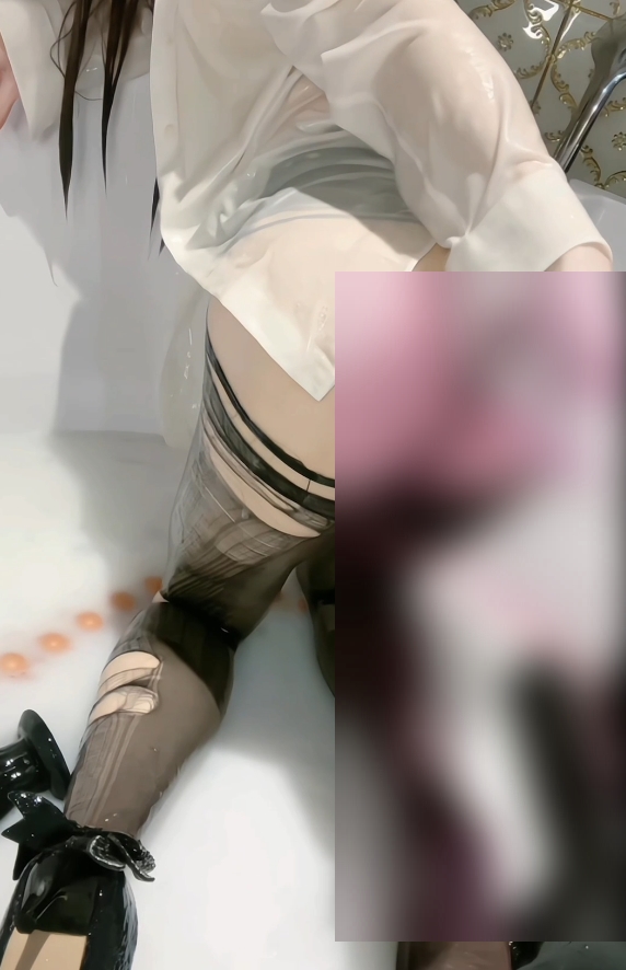 三个橙子酱外网37部伪娘作品15.8G好对味