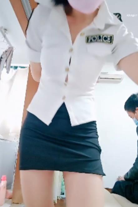 姜十七乱来一家643部私影500G合集妩媚撩人