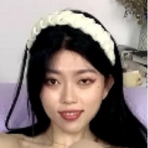 某处妹妹1V视频1.42G媚态撩人合集