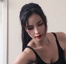 身材傲人物瑜伽尊师1v辅导实录675M美艳私教偷食学员