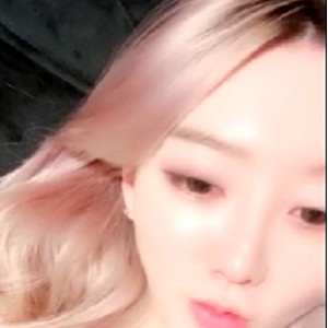 91网红超粉女神揉搓特写私拍1V584M绝美脸蛋
