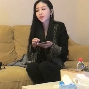 0.4G经典少妇风情录1V金三角探花美艳动人